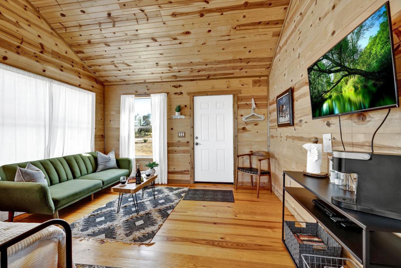 Rocky Ridge Cedar Cabin With Hot Tub & Amazing Views Crabapple Exterior foto