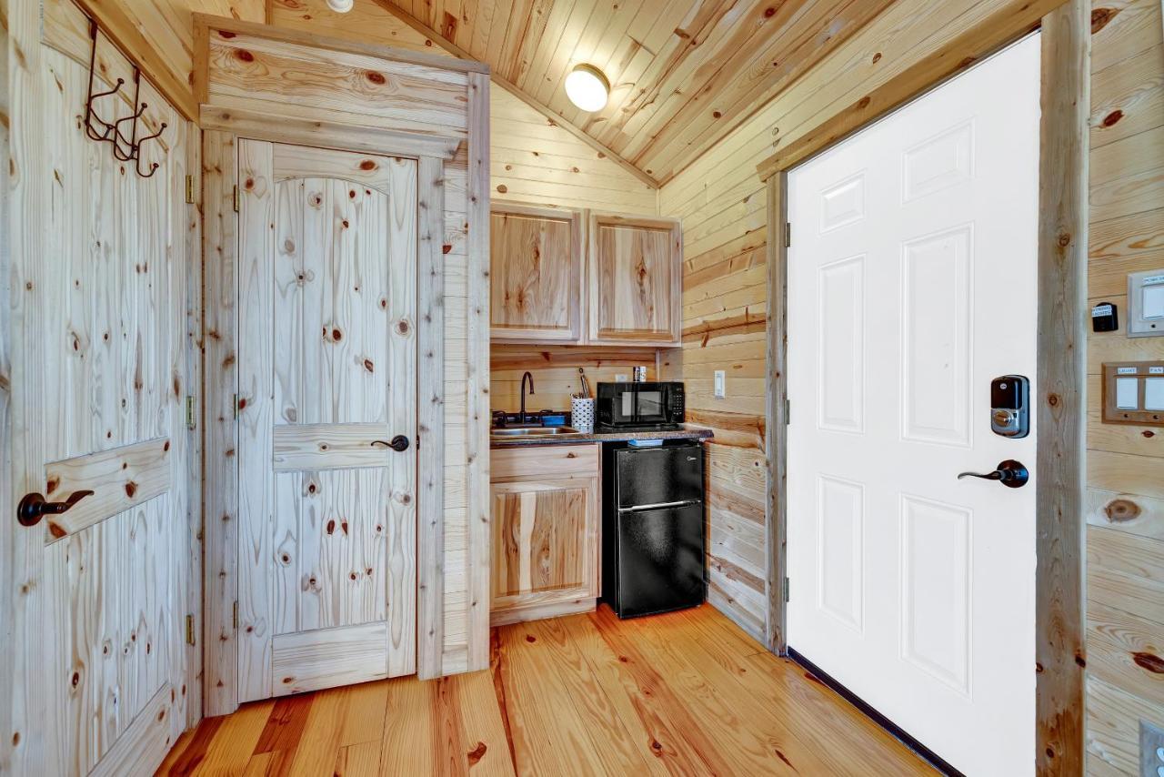 Rocky Ridge Cedar Cabin With Hot Tub & Amazing Views Crabapple Exterior foto