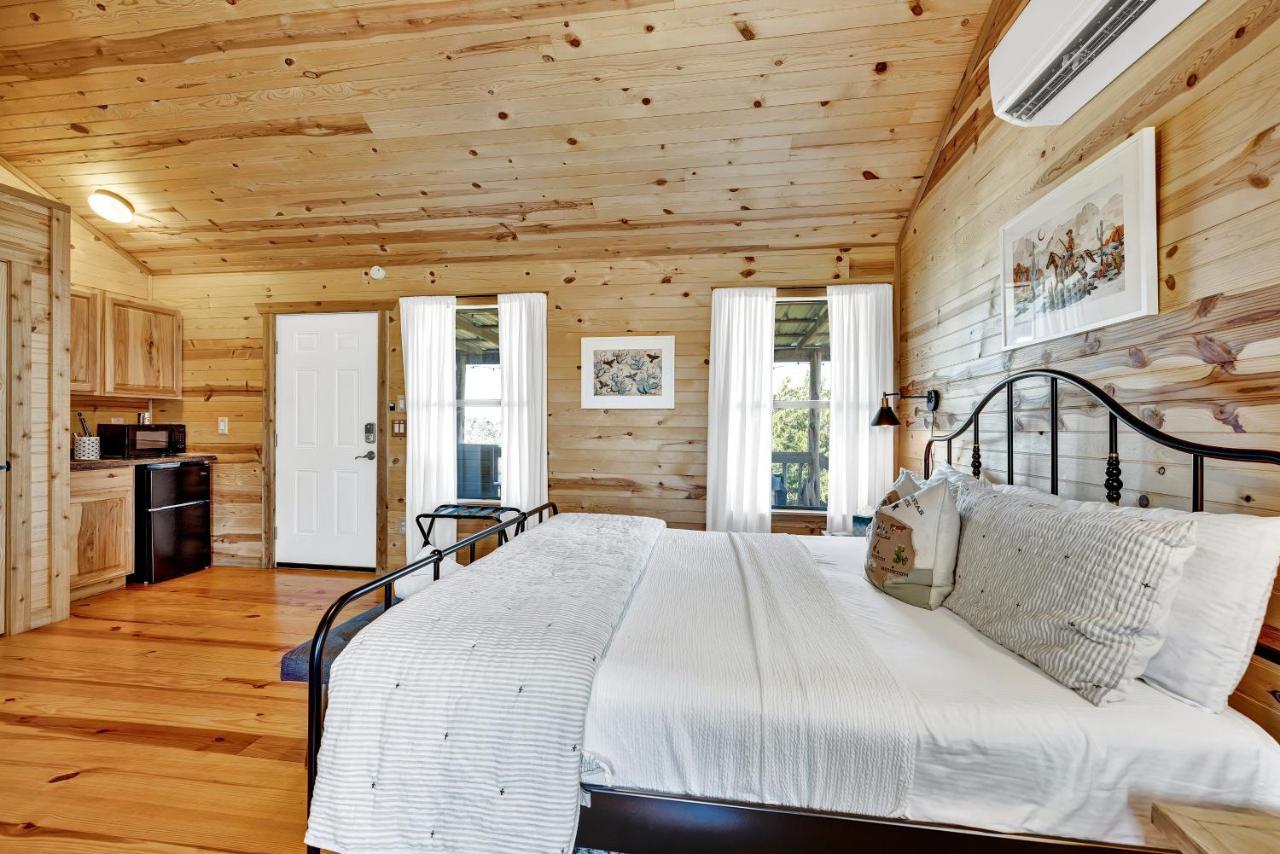 Rocky Ridge Cedar Cabin With Hot Tub & Amazing Views Crabapple Exterior foto